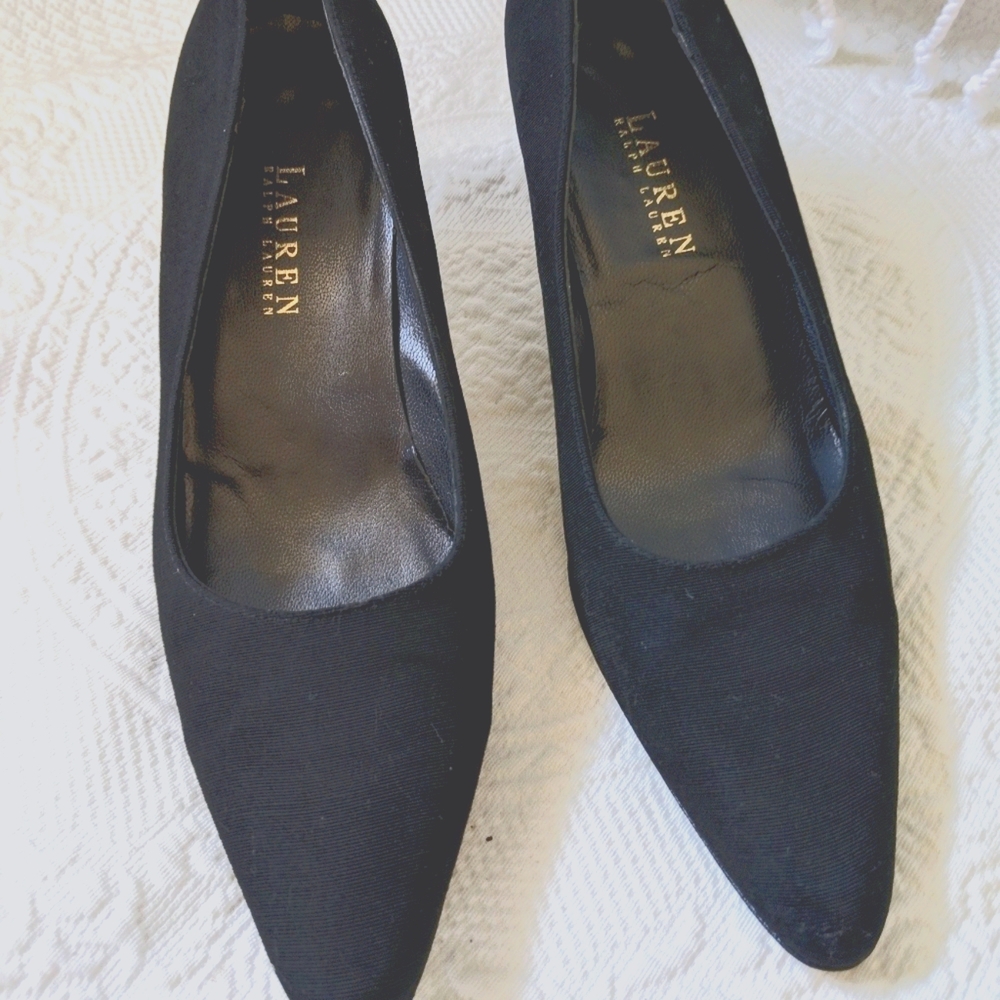 Ralph Lauren Classic Pumps